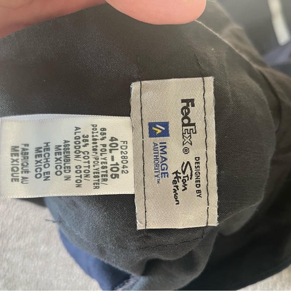 FedEx Courier Shorts - Picture 4 of 5